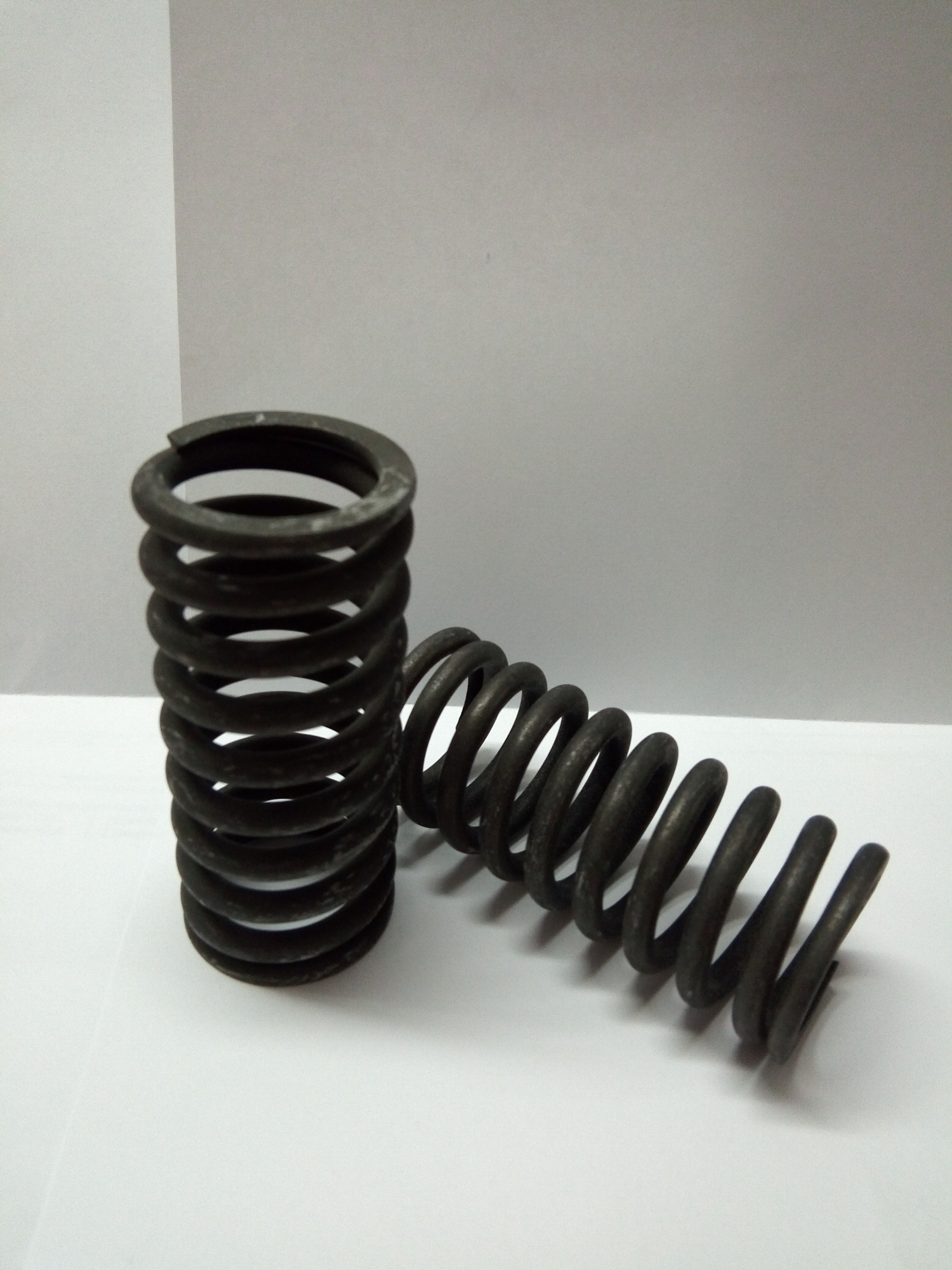 Пружина сжатия 236-1601115-А пружина сжатия 84х37х5,0 в интернет-магазине НМК